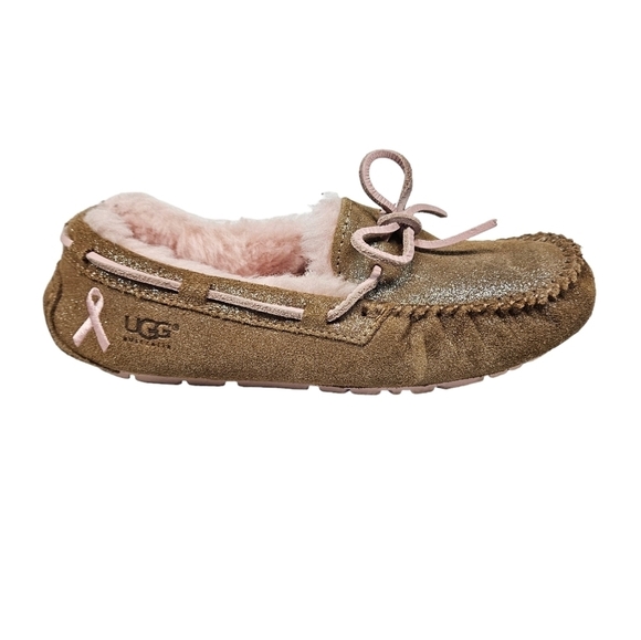 Ugg Dakota Suede Slipper Glitter Tan Breast‎ Cancer Ribbon Moccasin Slippers 6 - Picture 1 of 11